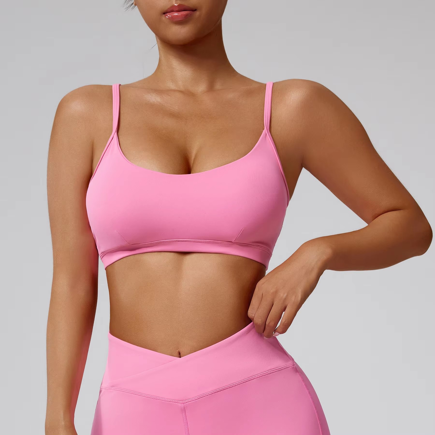 Sexy Cross Back Sports Bra Wom - مراجعة Quick Dry Underwear وسعره